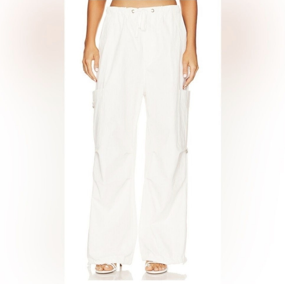 DYLN REVOLVE Lexi white Cargo Pants NWT Size Medium New